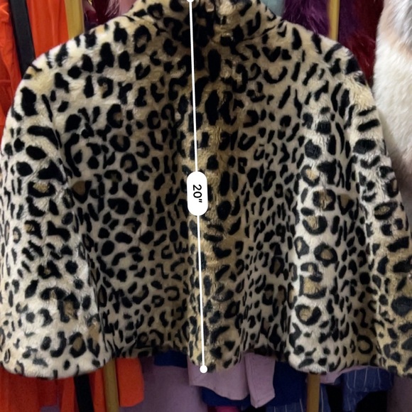 IN SEASON! Terry Lewis Fabulous Faux Fur Leopard Cape Caplet Fall Winter Snow - Picture 4 of 6